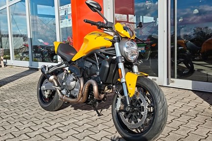 Ducati Monster 821