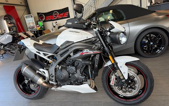 Gebrauchtmotorrad Triumph Speed Triple RS - Bild 1