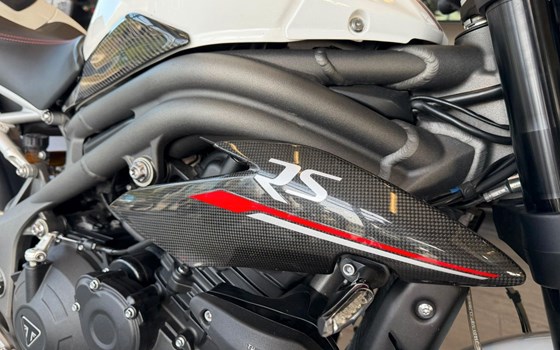 Gebrauchtmotorrad Triumph Speed Triple RS - Bild 9
