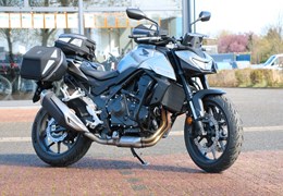 Neumotorrad Honda CB750 Hornet