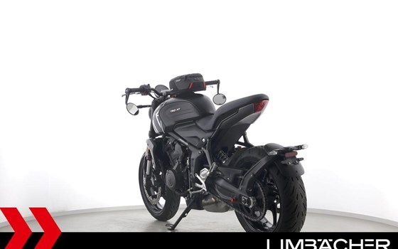 Gebrauchtmotorrad Triumph Trident 660 - Bild 7