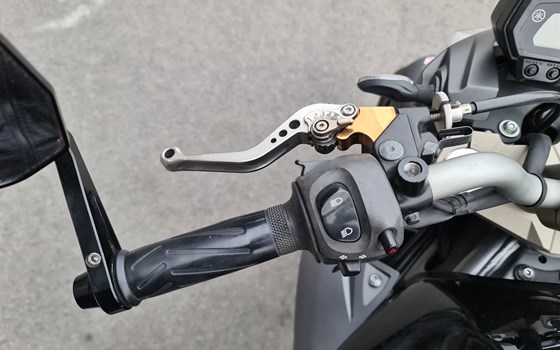 Gebrauchtmotorrad Yamaha XJ6 - Bild 11