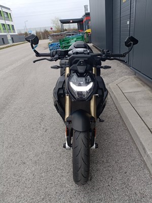 BMW S 1000 R (black-storm metallic) - Bild 8