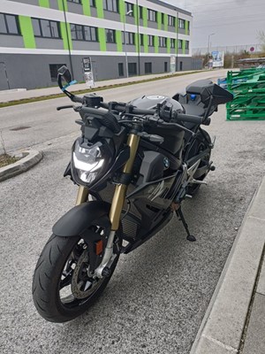 BMW S 1000 R (black-storm metallic) - Bild 6