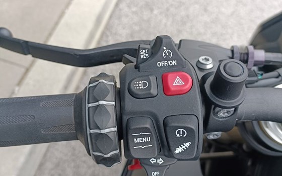 Gebrauchtmotorrad BMW S 1000 R - Bild 20