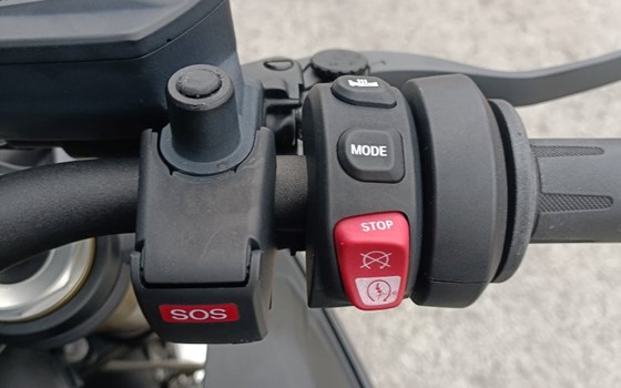 Gebrauchtmotorrad BMW S 1000 R - Bild 21