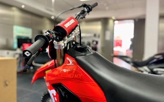 Gebrauchtmotorrad Ducati 450 Desmo - Bild 8