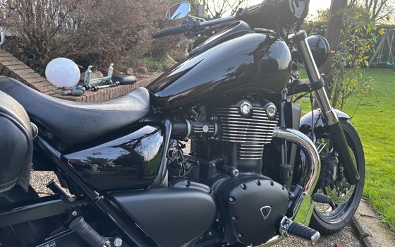 Gebrauchtmotorrad Triumph Thunderbird Storm - Bild 13