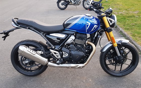 Gebrauchtmotorrad Triumph Speed 400 - Bild 4