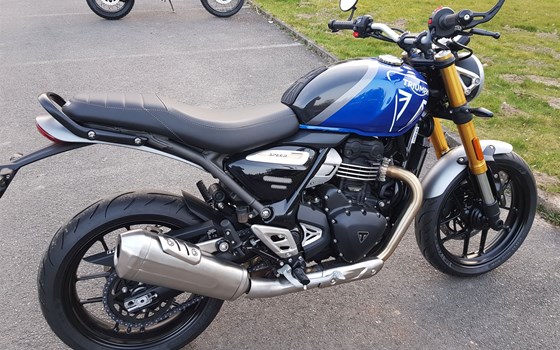 Gebrauchtmotorrad Triumph Speed 400 - Bild 9