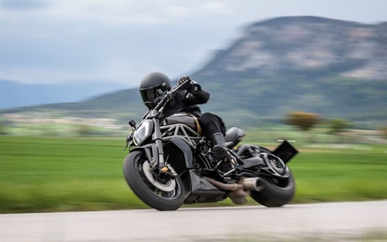 Gebrauchtmotorrad Ducati XDiavel S - Bild 4