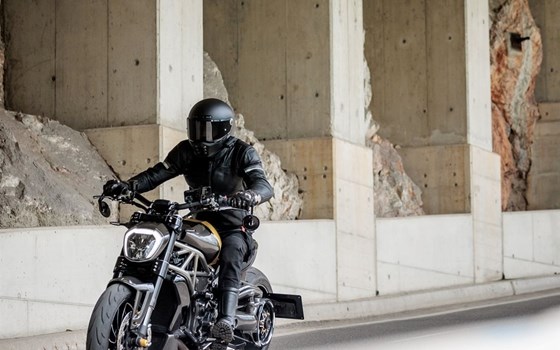 Gebrauchtmotorrad Ducati XDiavel S - Bild 5