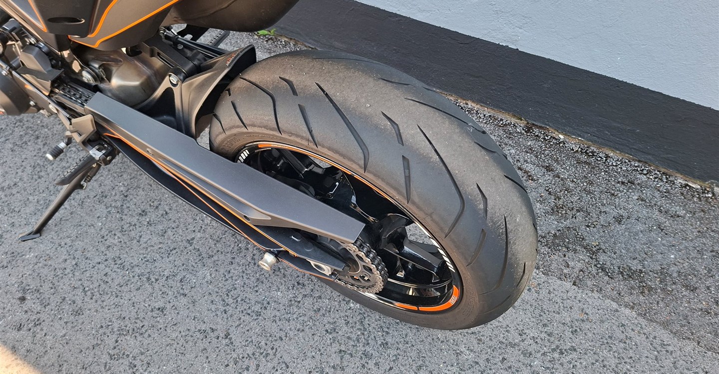Angebot KTM 890 Duke L