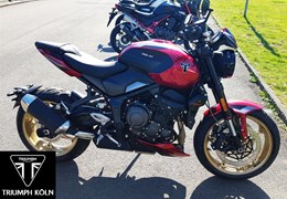 Neumotorrad Triumph Trident 800