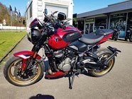 Motorrad Triumph Trident 800 Rot Mit 4 Jahren Garantie Baujahr 0