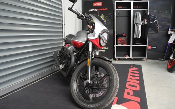 Gebrauchtmotorrad Moto Guzzi V7 Stone Corsa - Bild 4