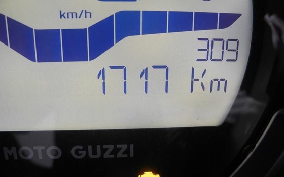 Gebrauchtmotorrad Moto Guzzi V7 Stone Corsa - Bild 8