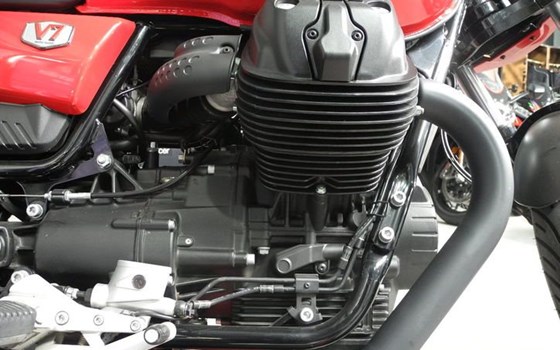 Gebrauchtmotorrad Moto Guzzi V7 Stone Corsa - Bild 9