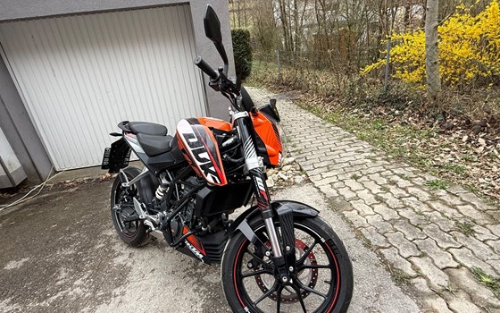 Gebrauchtmotorrad KTM 125 Duke - Bild 3