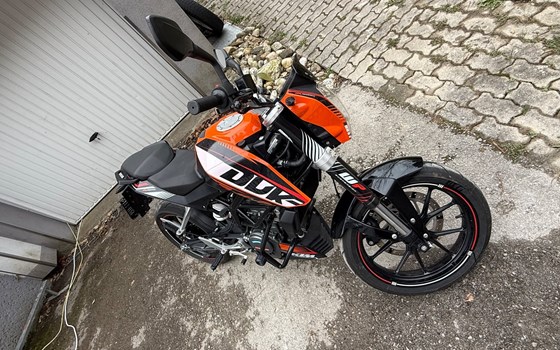 Gebrauchtmotorrad KTM 125 Duke - Bild 4