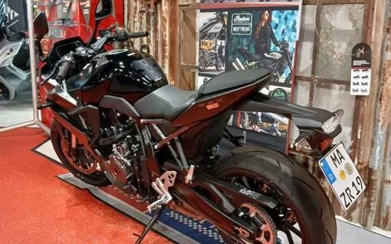 Gebrauchtmotorrad Suzuki GSX-8R - Bild 4