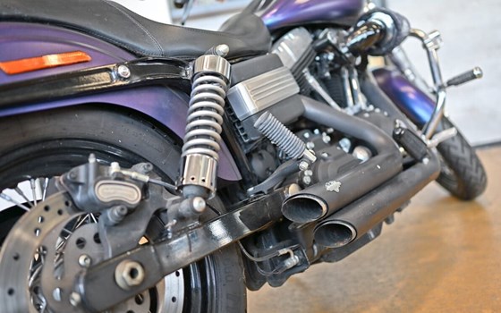 Gebrauchtmotorrad Harley-Davidson Dyna Street Bob FXDB - Bild 6