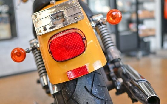 Gebrauchtmotorrad Harley-Davidson Dyna Super Glide Custom FXDC - Bild 11