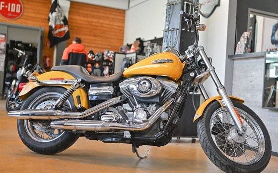 Gebrauchtmotorrad Harley-Davidson Dyna Super Glide Custom FXDC - Bild 2