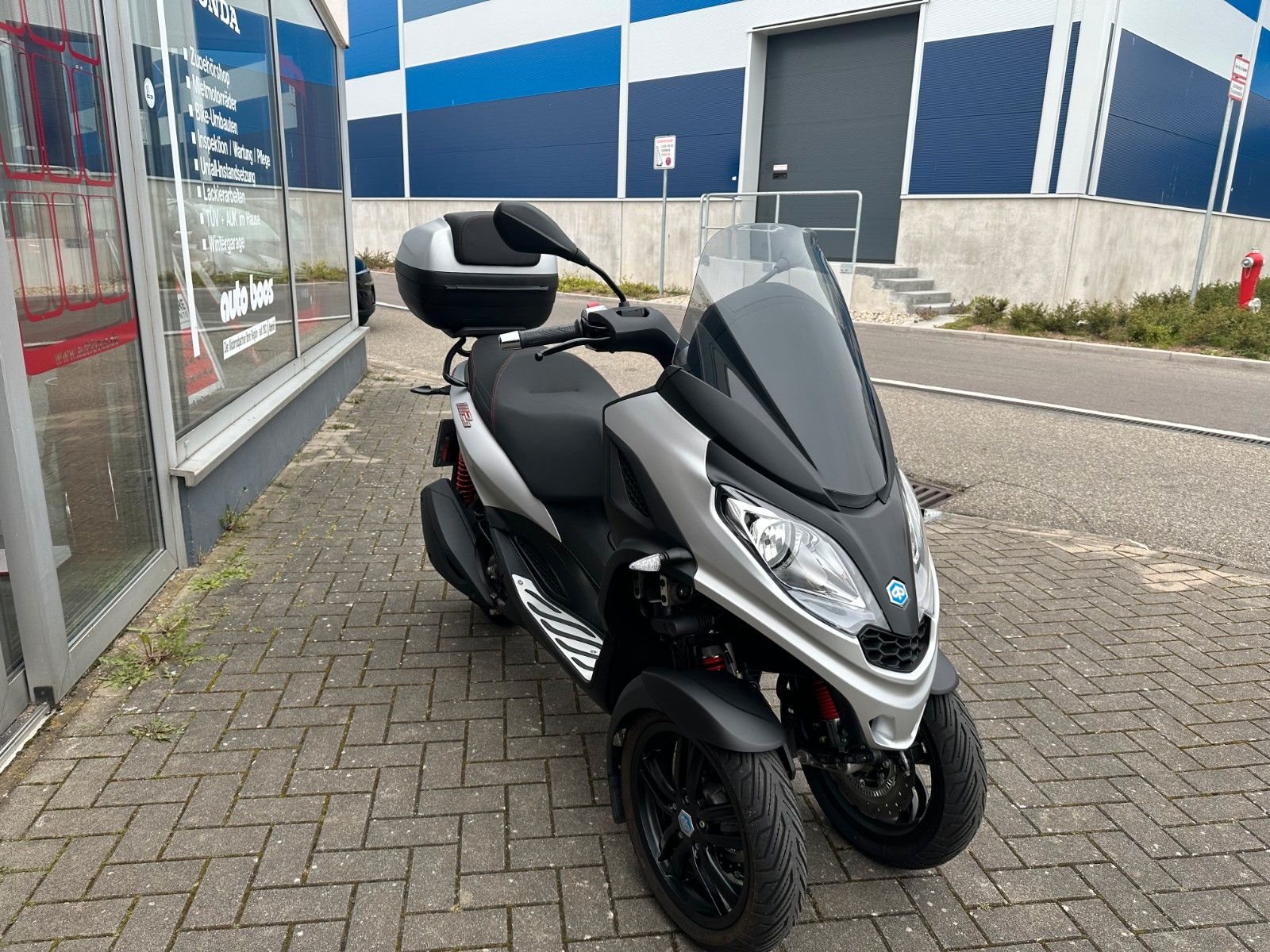Piaggio MP3 300 HPE