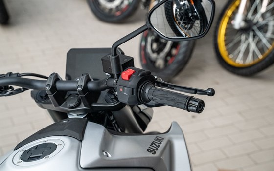 Neufahrzeug Suzuki GSX-8S - Bild 13