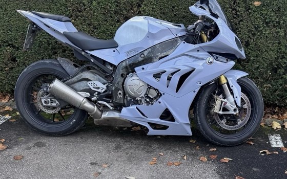 Gebrauchtmotorrad BMW S 1000 RR - Bild 2