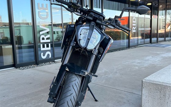 Gebrauchtmotorrad KTM 790 Duke - Bild 2