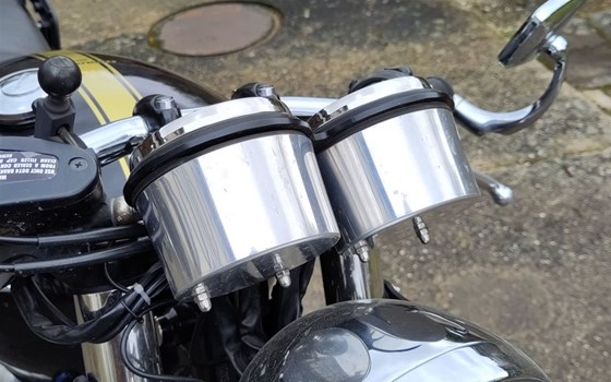 Gebrauchtmotorrad Triumph Thruxton - Bild 9