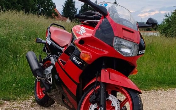 Gebrauchtmotorrad Honda CBR 600 F - Bild 1