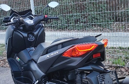 Gebrauchtmotorrad Yamaha XMAX 400 - Bild 8