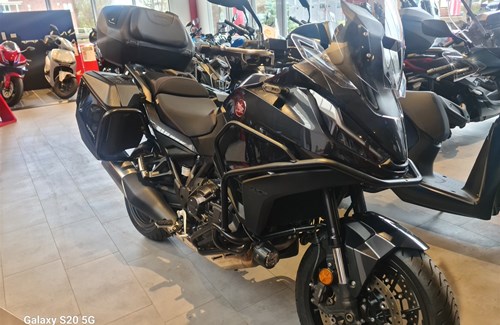 Gebrauchtmotorrad Honda NT1100 DCT