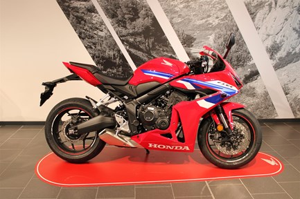 Honda CBR650R E-Clutch