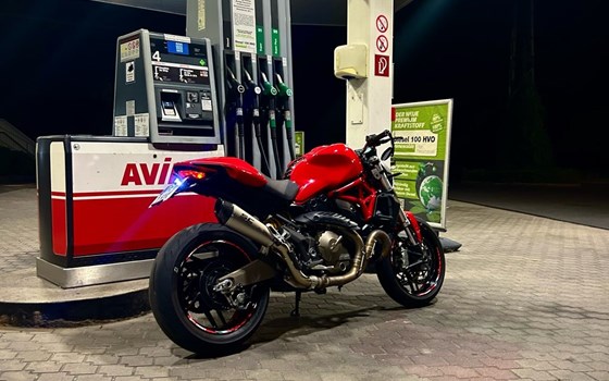 Gebrauchtmotorrad Ducati Monster 821 - Bild 3