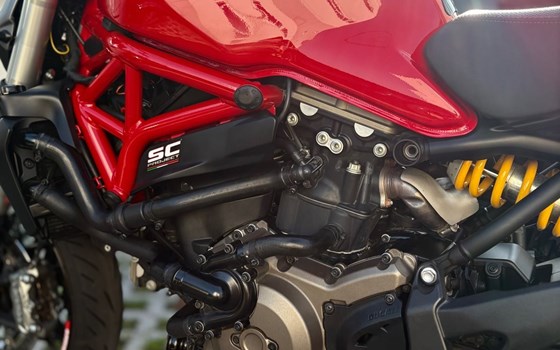 Gebrauchtmotorrad Ducati Monster 821 - Bild 11