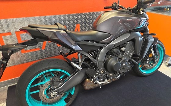 Gebrauchtmotorrad Yamaha MT-09 - Bild 3