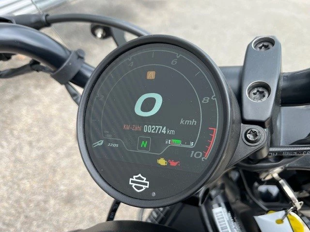 Harley-Davidson Sportster S RH1250S (Vivid Black) - Bild 12