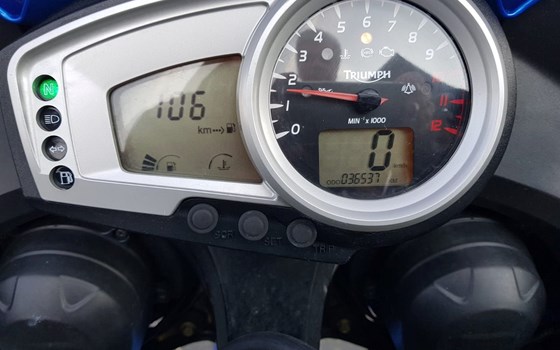 Gebrauchtmotorrad Triumph Tiger 1050 - Bild 3