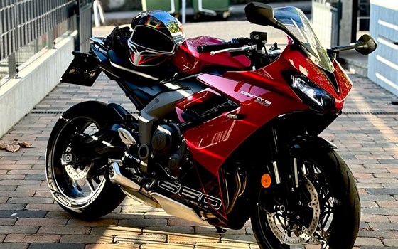 Gebrauchtmotorrad Triumph Daytona 660 - Bild 1