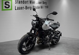 Neumotorrad Triumph Trident 660