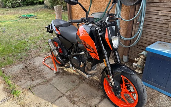 Gebrauchtmotorrad KTM 690 Duke - Bild 1
