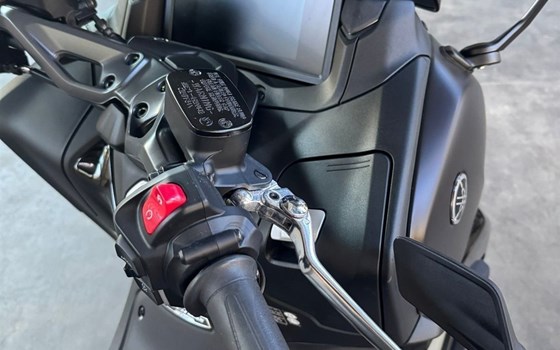 Gebrauchtmotorrad Yamaha TMAX 560 Tech Max - Bild 5