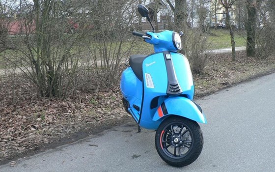 Neufahrzeug Vespa GTS 125 i.e. Super Sport - Bild 1