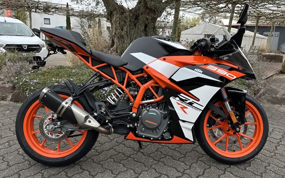 Gebrauchtmotorrad KTM RC 390 - Bild 1