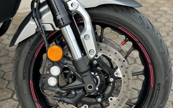 Gebrauchtmotorrad Yamaha XSR900 - Bild 7