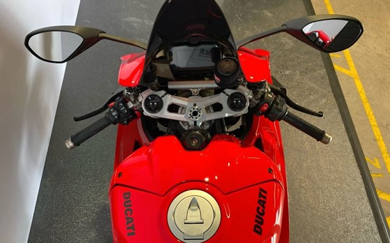 Gebrauchtmotorrad Ducati Panigale V4 - Bild 4